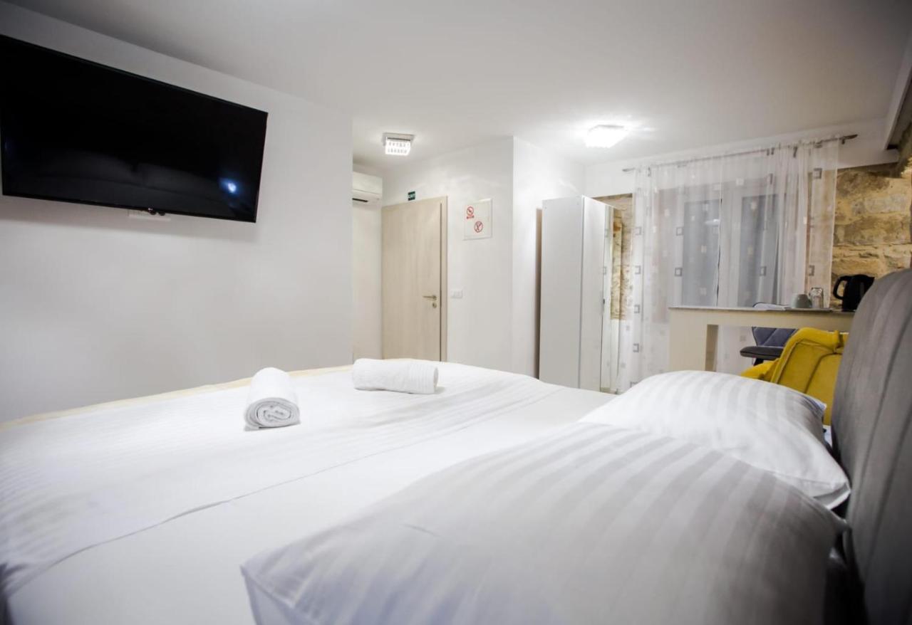 Lions Luxury Rooms Σπλιτ Εξωτερικό φωτογραφία